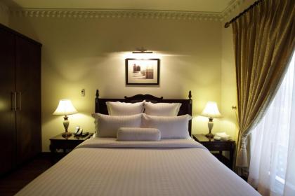 Heritage Luxury Suites All Suite Hotel - image 2