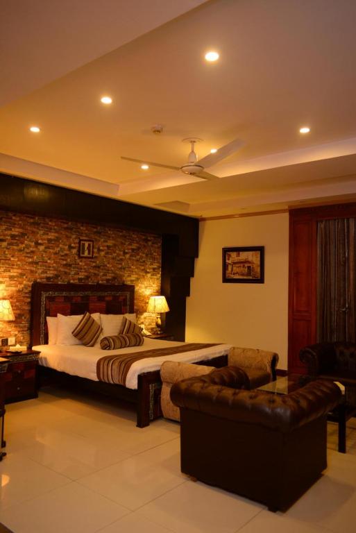 Hilton Suites Lahore - image 6