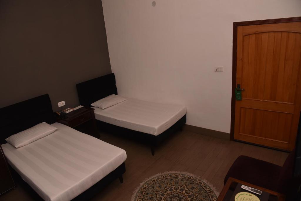 Lawrence View Hotel Lahore - image 6