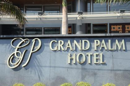 Grand Palm Hotel - image 8