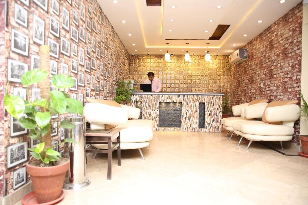 Hotel Premier Inn Gulberg - image 6