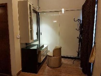 FIVE Bedroom Apartment in Gulberg II - image 10