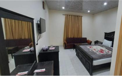 Family Guest House in Garden Town - image 5