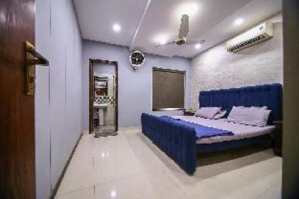 Two Bedroom Private Apartment opposite DHA Phase8. - image 2