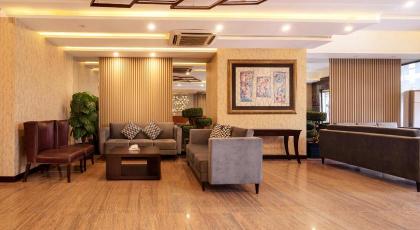 Hotel One Tower Gulberg - image 12