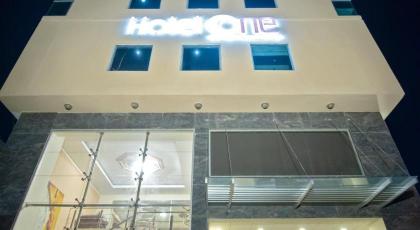 Hotel One Tower Gulberg - image 20