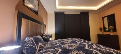 Goldcrest Luxury Apartments - image 13