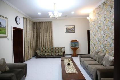 6 Bedroom private home in Dha Lahore- Phase1 Entire House - image 1