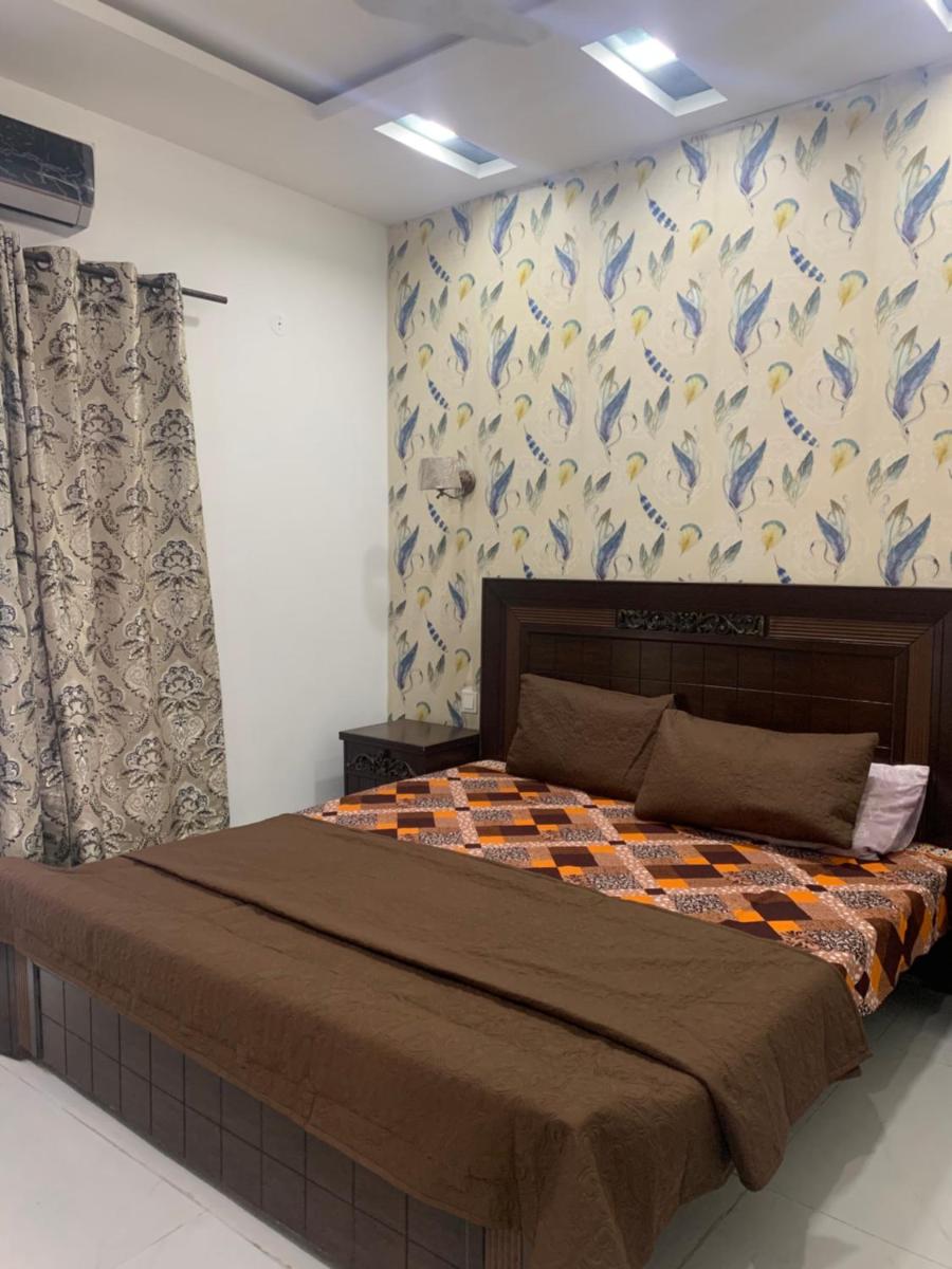 Independent Villa in DHA Phase 6 Lahore Three 3 Bedroom Full House - image 7