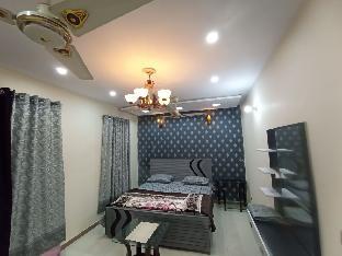 Fully Furnished 2BR Modern House at Prime Location - image 3