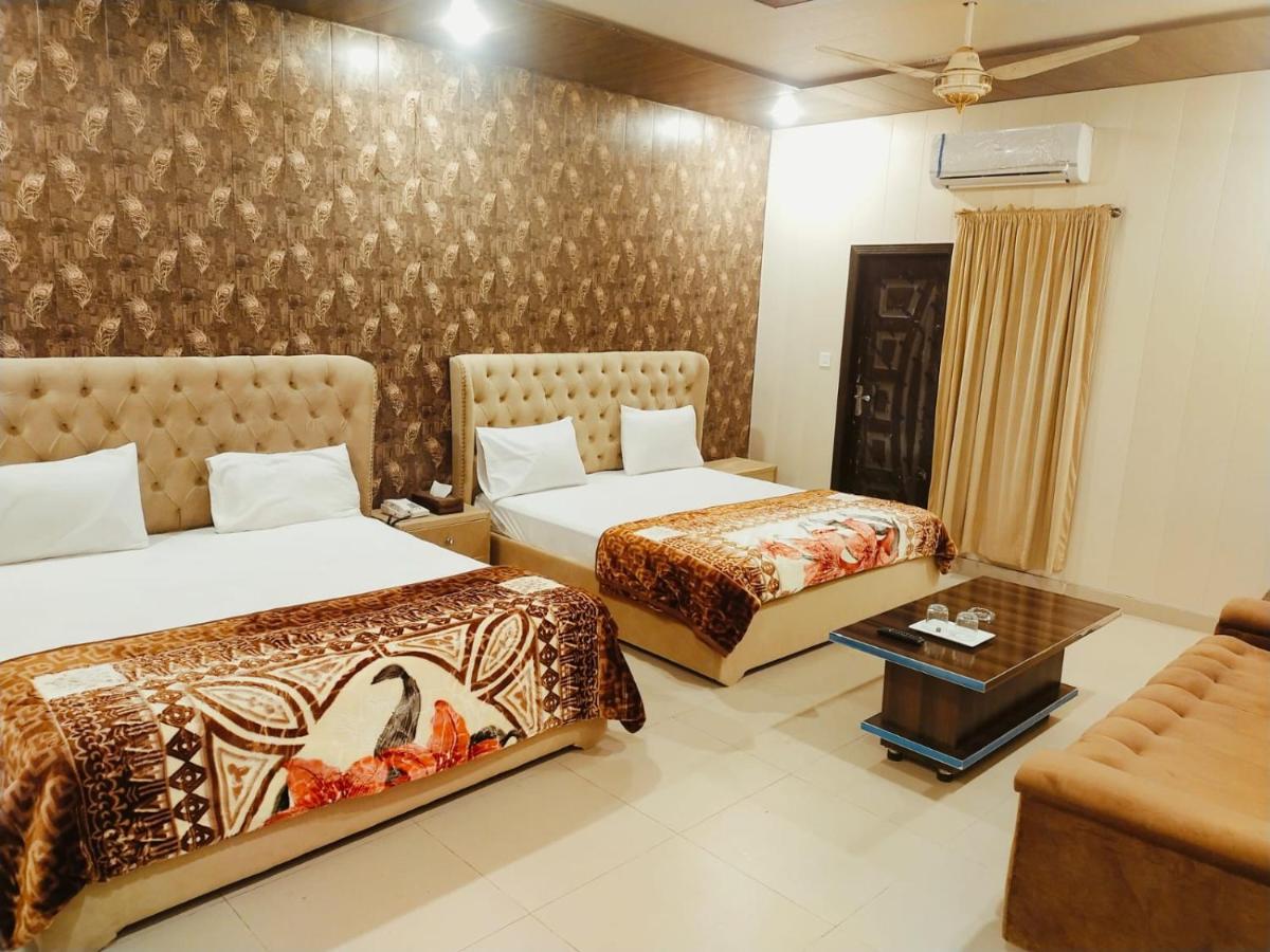 Royal Fort Executive Hotel Gulberg - main image