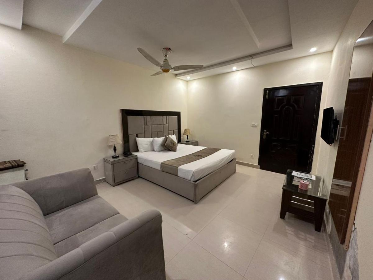 Hotel Green Fort Gulberg - image 2