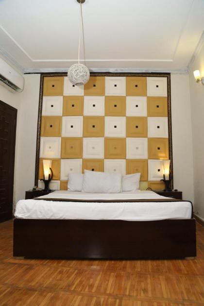 Hotel Green Fort Gulberg - image 4