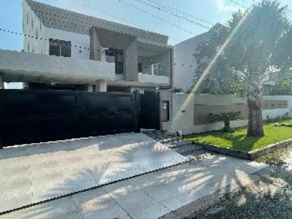 Cheerful 2-Bedroom Home Upper Portion with Parking Lahore