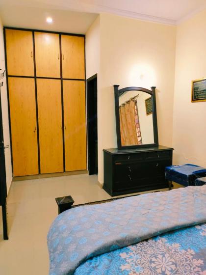 Valencia town 2 Bedrooms house lahore - image 10