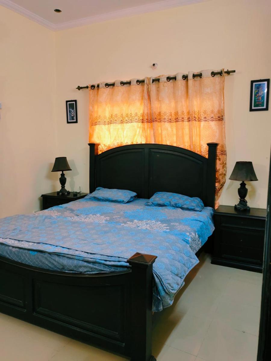 Valencia town 2 Bedrooms house lahore - image 2