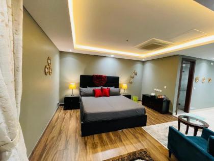 Ultra Luxury Studio Gold Crest DHA Lahore - image 14