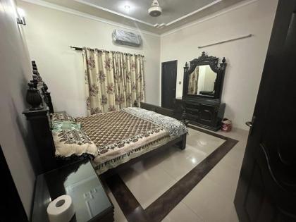 Bahria Town - 10 Marla 2 Bed rooms Portion for families only Lahore 