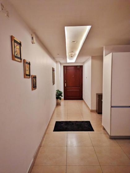 Sunset View One-Bed Apartment - image 11