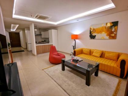 Sunset View One-Bed Apartment - image 8