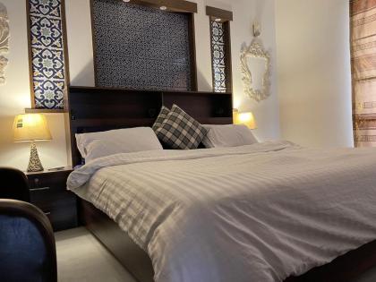 Luxury Rooms at Bahria Lux Guesthouse