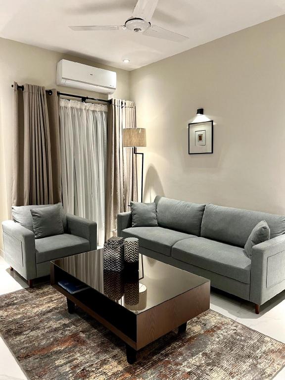 Apartment in the heart of Lahore - main image
