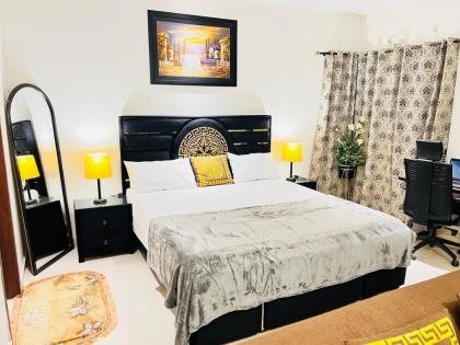 One Bedroom Luxury Apartment 1 Bed Lahore