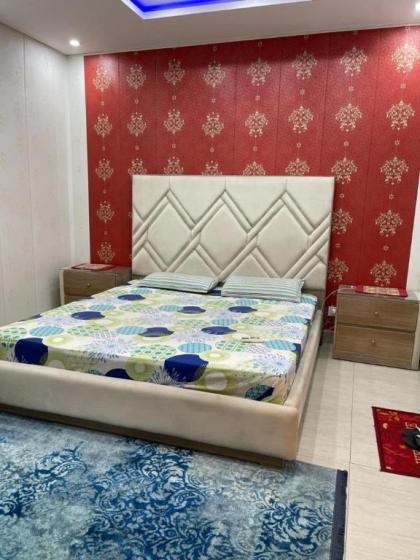 Private Luxury Apartment Gulberg Lahore Lahore 