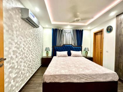 Luxury apartment in Lahore  - image 17