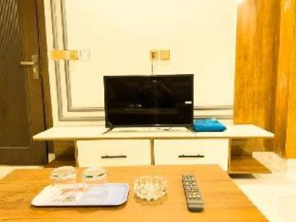 One Bed Luxury Furnished Apartment Available 