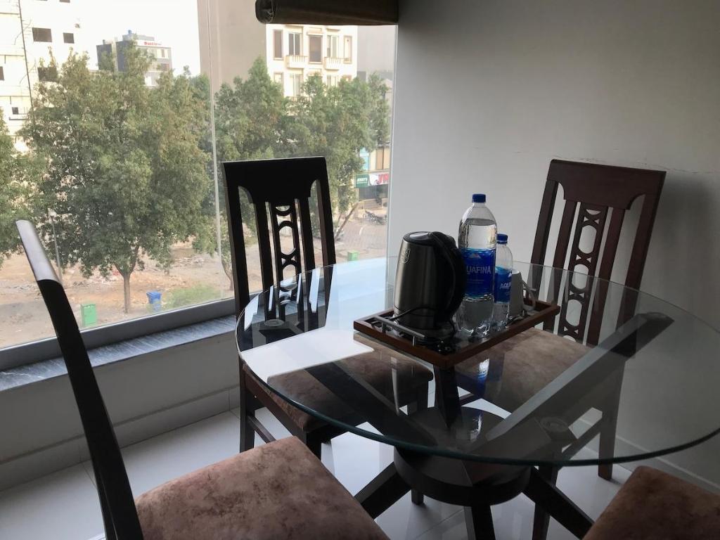 Serene 1-Bed Apartment in Bahria Town Lahore - image 6