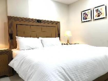 One Bed Apartment in Bahria Town Lahore - image 1