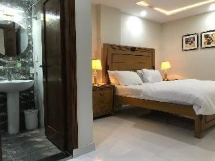 One Bed Apartment in Bahria Town Lahore - image 3