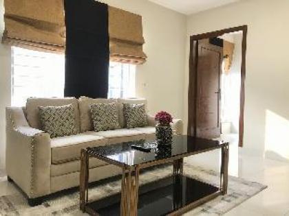 Spacious Furnished Apartment in Bahria Town Lahore - image 8