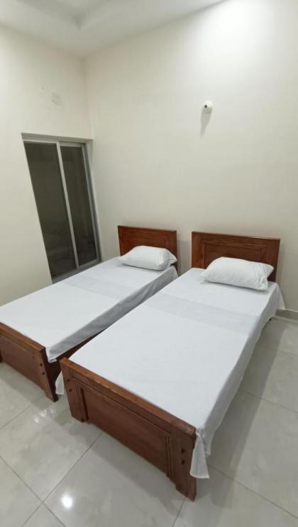 Continental Boys Hostel R-2 Johar Town - image 11