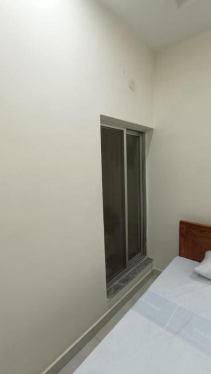 Continental Boys Hostel R-2 Johar Town - image 13