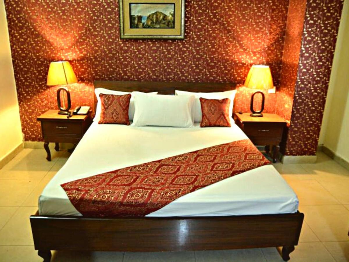 Luxury one hotel Lahore - image 5