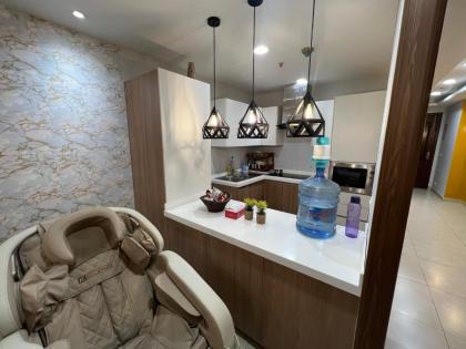 GOLD crest sunset luxury apartment - image 19