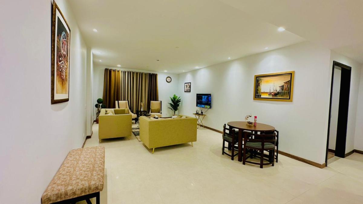 Luxurious One Bed DHA Phase 5 - image 6