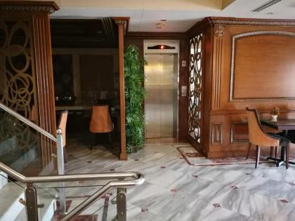 Regency Inn Hotel - image 15