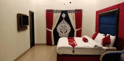 Hotel The Holiday - image 22
