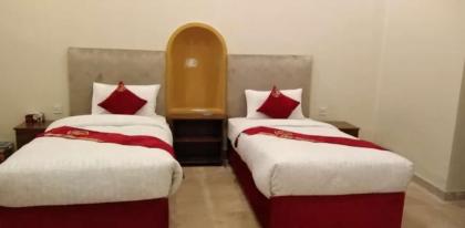 Hotel The Holiday - image 24