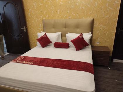 Hotel The Holiday - image 30