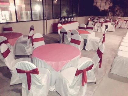 Hotel Day In Lahore - image 22