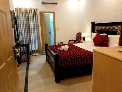 Royal Pakeeza Hotel - image 28