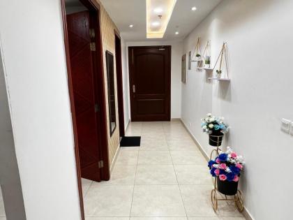 Luxury 1 Bedroom Apartment Gold Crest Mall And Residency DHA - image 21