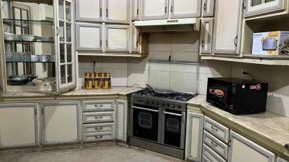 4 bed Spacious Villa - image 26