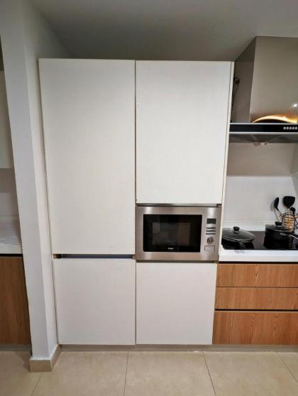 Sunset View Executive One-bed Apartment - image 22