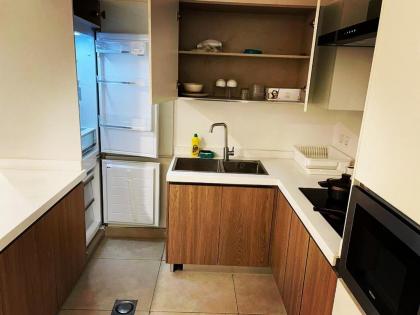 Luxury apartment in Gold Crest Mall 1 bed - image 27